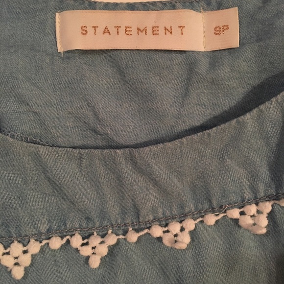 Light Blue Adjustable Tank w White Crochet Trim - Picture 3 of 3